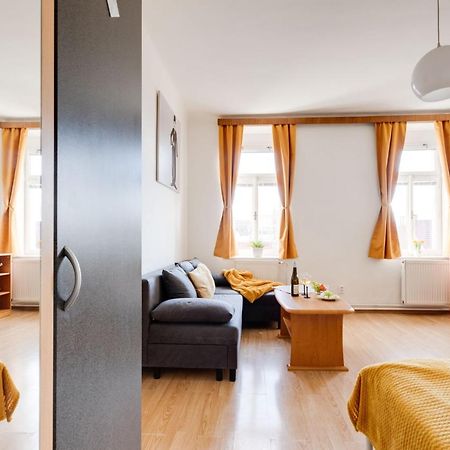 Sunshine Apartment Near The City Center Praha Eksteriør bilde