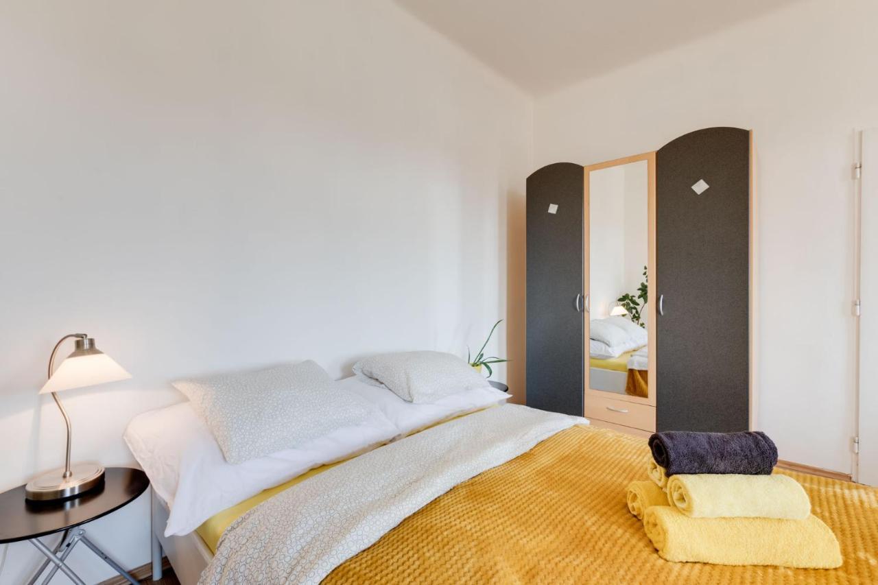 Sunshine Apartment Near The City Center Praha Eksteriør bilde