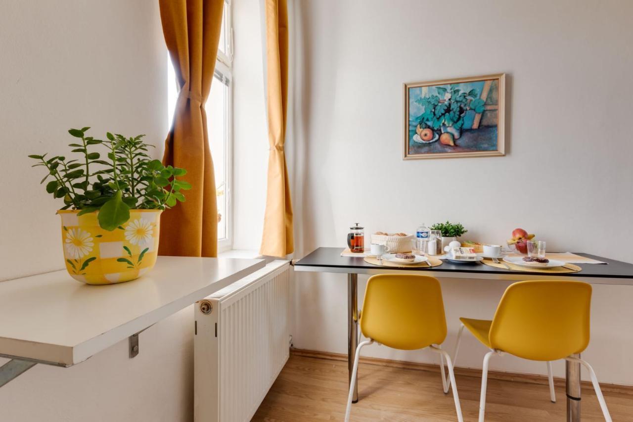 Sunshine Apartment Near The City Center Praha Eksteriør bilde