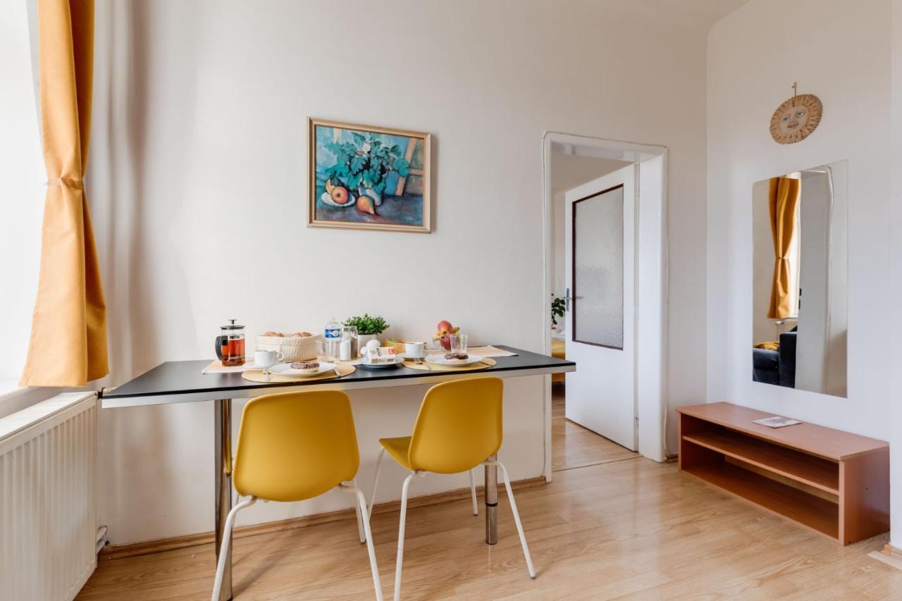 Sunshine Apartment Near The City Center Praha Eksteriør bilde